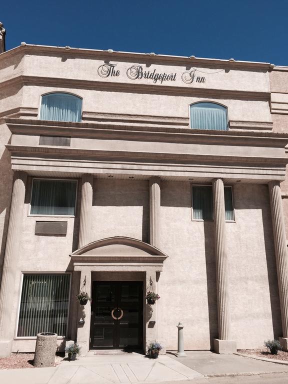 The Bridgeport Inn Fort Mcmurray Exterior foto